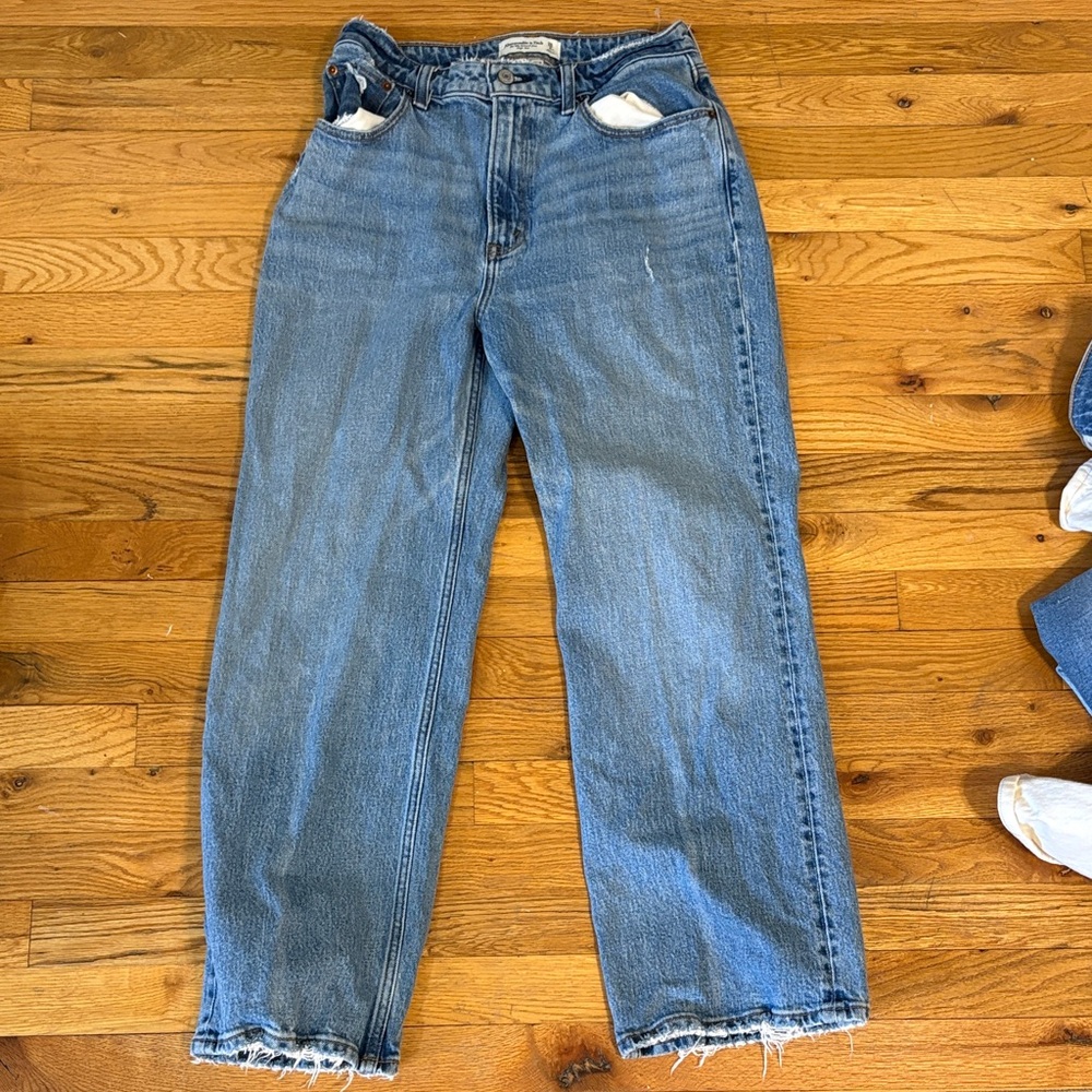 Abercrombie 90s relaxed jeans